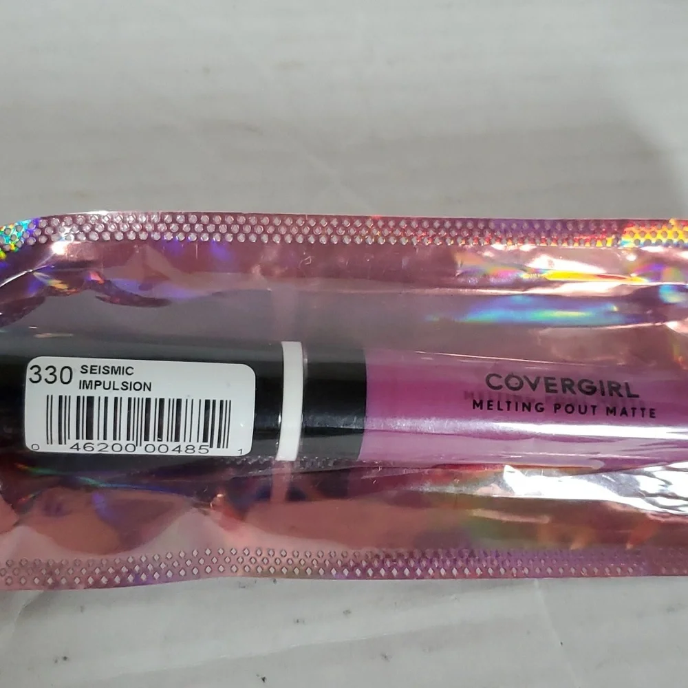 4 Covergirl Melting Pout Vinyl Vow Matte Liquid Lipsticks Lip Color 3.5 NWT